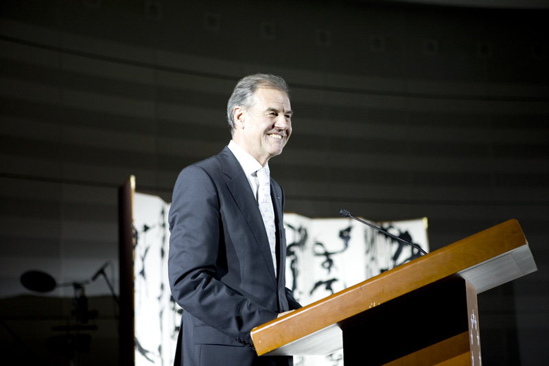 Mr Hubert Pirker, chairman of the EP-Korean Delegation, who invited this Korean event to EU parliament.