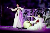 Lee Ja-Ram,  during performance of Pansori
